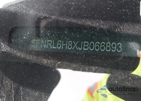 2018 Honda Odyssey Touring z USA, uszkodzony, nr VIN 5FNRL6H8XJB066893